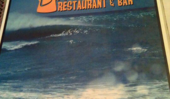 Breakers Restaurant and Bar - Haleiwa, HI