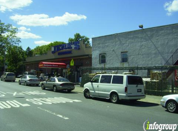 Jere's Hardware - Fresh Meadows, NY