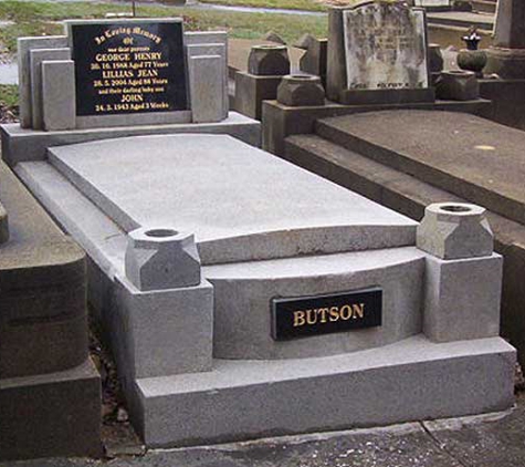 Ballarat Memorials - Canadian, VIC