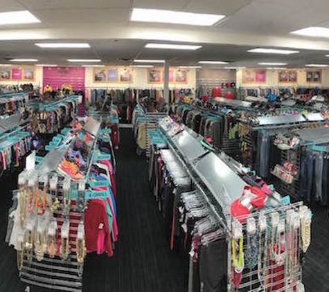 Plato's Closet - Morgantown, WV