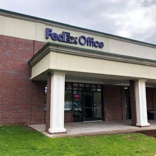 FedEx Office Print & Ship Center - Glastonbury, CT