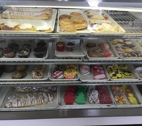 Kirby's Korner Bakery - Manhattan, IL