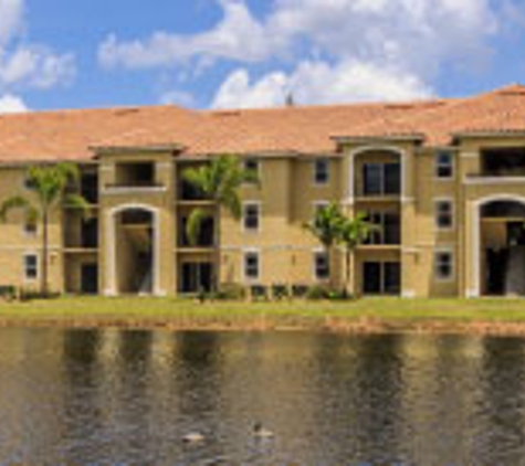 Wellington Club Apartments - Lake Worth, FL