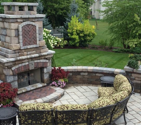 Pioneer Pavers Inc - Mchenry, IL