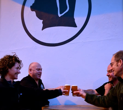 The Winston Ale House & Eatery - North Hobart, TAS