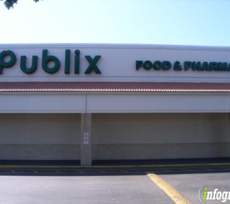 Publix Super Market at Lake Fredrica Shopping Center - Orlando, FL