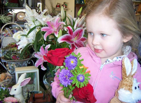 Annabelle's Flowers Gifts & More - Norton, MA