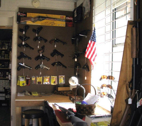 Grandma's Gunroom - Eureka Springs, AR