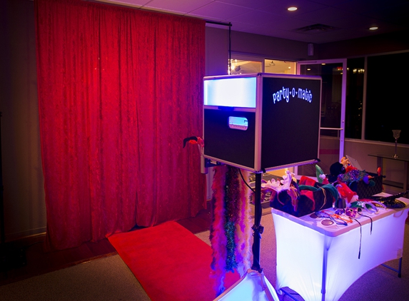 Party-O-Matic Photo Booth Rentals - El Paso, TX