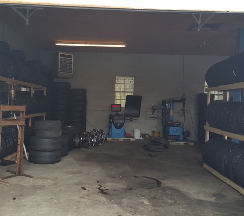 Aranda Tire Shop - Douglasville, GA