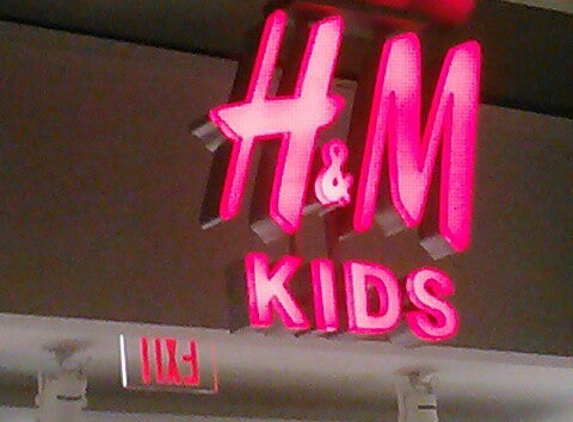 H&M - Waldorf, MD