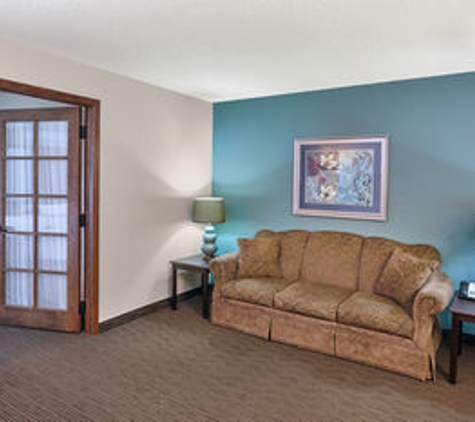 AmericInn Lodge & Suites - Green Bay, WI