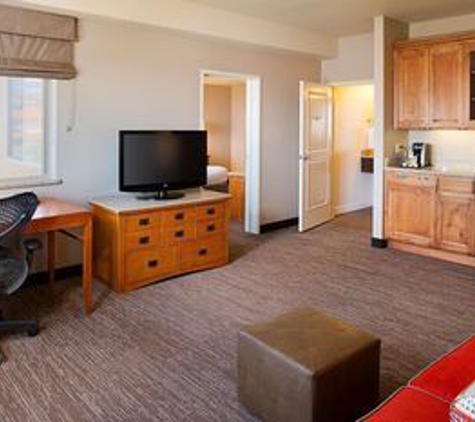 Hilton Garden Inn San Luis Obispo/Pismo Beach - Pismo Beach, CA