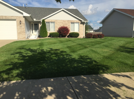 Don's Landscaping & Snow Removal - Highland, IN