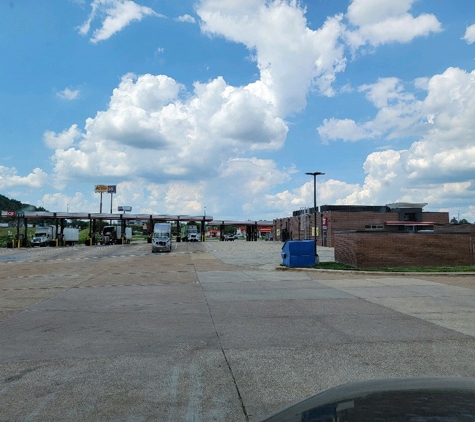 QuikTrip - Herculaneum, MO