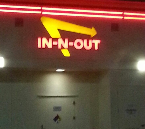 In-N-Out Burger - Riverside, CA