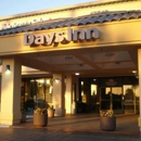 Days Inn & Suites by Wyndham Artesia - Motels