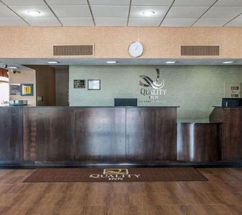 Quality Inn Hotel - Terre Haute, IN