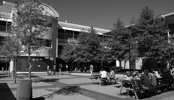 Holmesglen Institute - North Melbourne, VIC