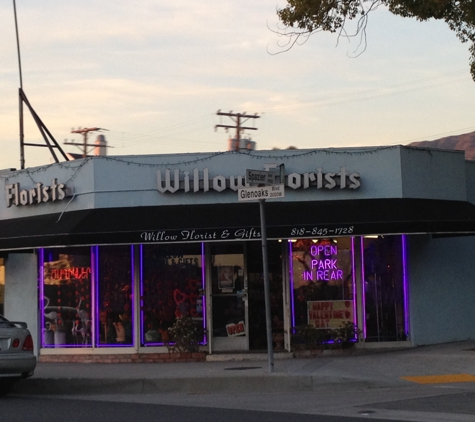 Willow Floral - Glendale, CA