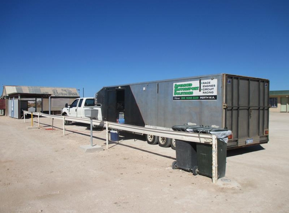 Hocko's Auto & Mechanical Repairs - Ceduna, SA. Stuck at Nullabor Roadhouse! Great Staff, amenities and food!