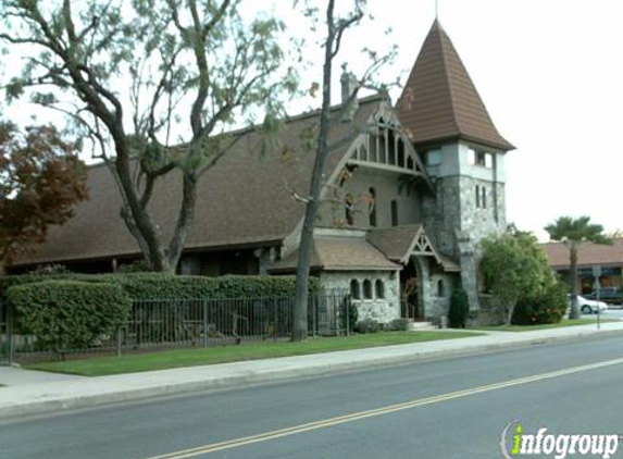 Holy Trinity Episcopal Church - Covina, CA