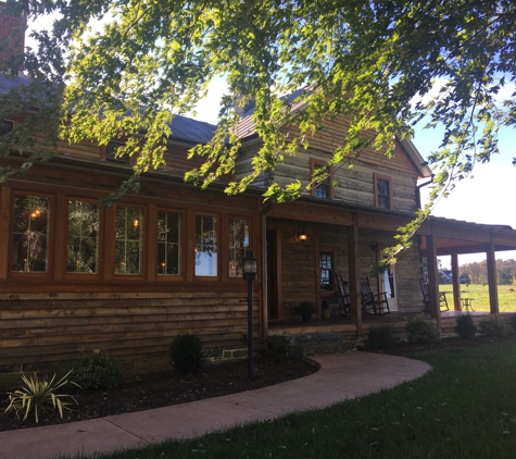 Silver Lake Bed and Breakfast - Dayton, VA