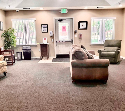 Aspen House Memory Care & Assisted Living - Loveland, CO