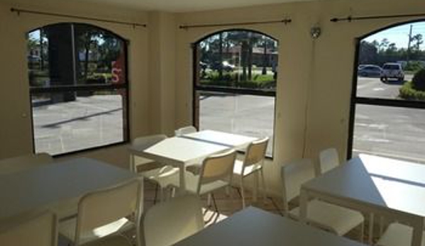 Country Hearth Inns and Suites - Kissimmee, FL