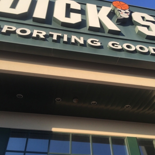 DICK'S Sporting Goods - Cedar Hill, TX