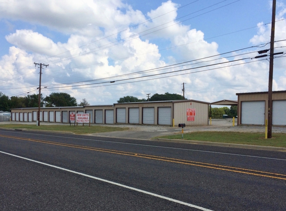 C&C Storage - Van, TX