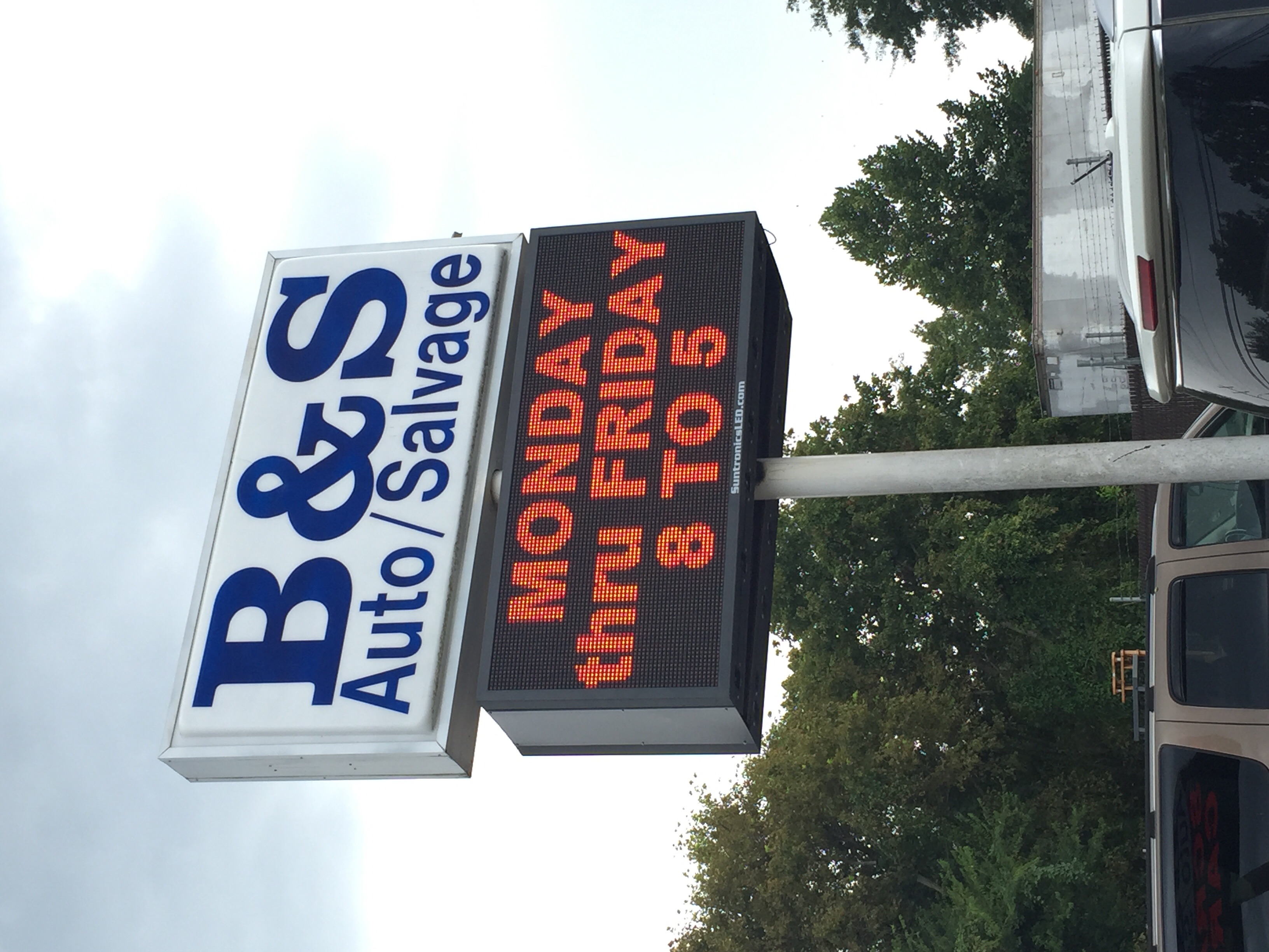B & S Salvage - Columbus, MS 39702