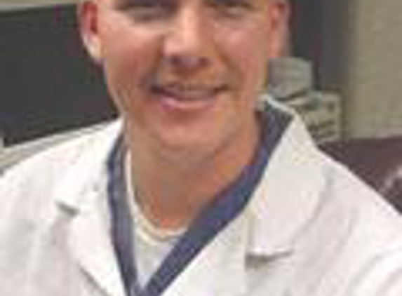 Dr. Thaddeus R Weghorst, MD - Auburn, IN