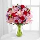 Robin's Flowers & Gifts - Florists