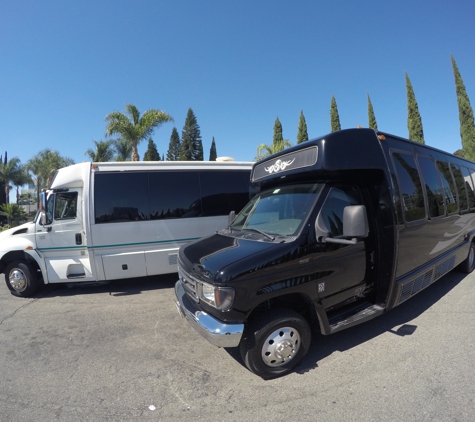 Serpentine Limousine and Party Bus - Costa Mesa, CA
