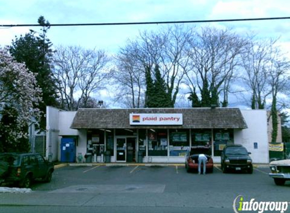 Plaid Pantry - Portland, OR