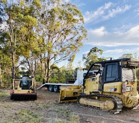 Lucrative Contracting - Vale View, QLD