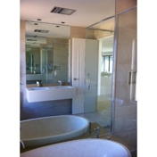 Gallery Image Number 6