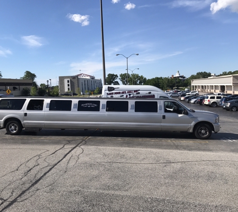 Brown's Locksmithing - Cleveland, OH. 6/27/17
Just made a key for this 35' Ford Excursion!