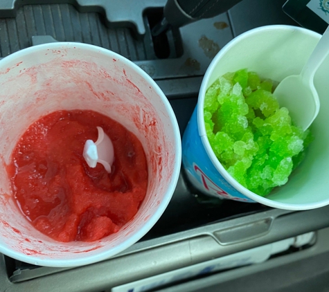 Pelican's SnoBalls - Wake Forest, NC