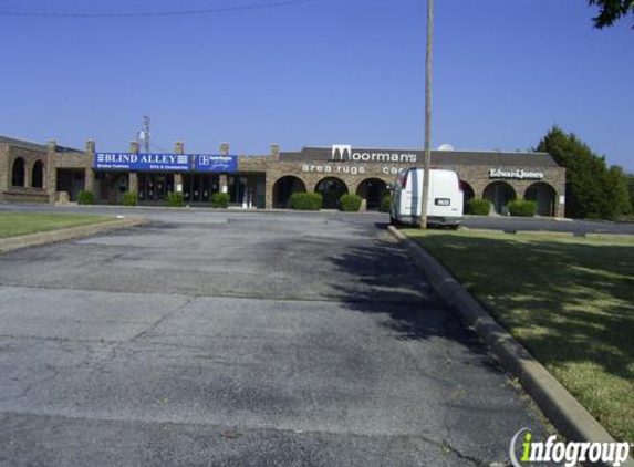 Moorman's Carpets & Rugs - Oklahoma City, OK