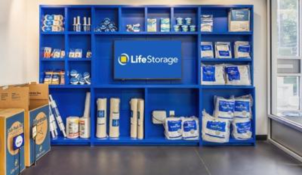 Life Storage - Brooklyn, NY