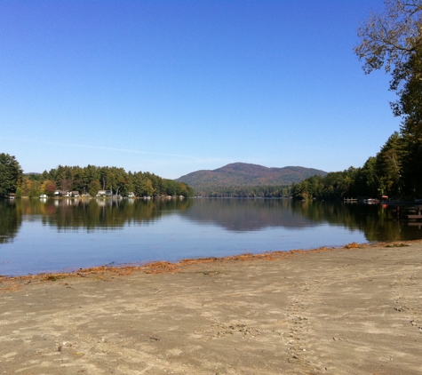 Lake Hadlock Inn, Beach and Campground - Fort Ann, NY