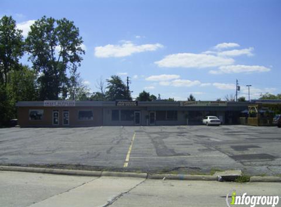 Mel's Sweet Shop - Brunswick, OH