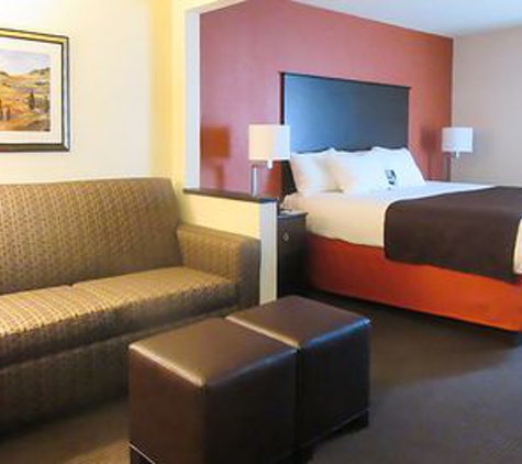 Comfort Inn Wings Stadium - Kalamazoo, MI