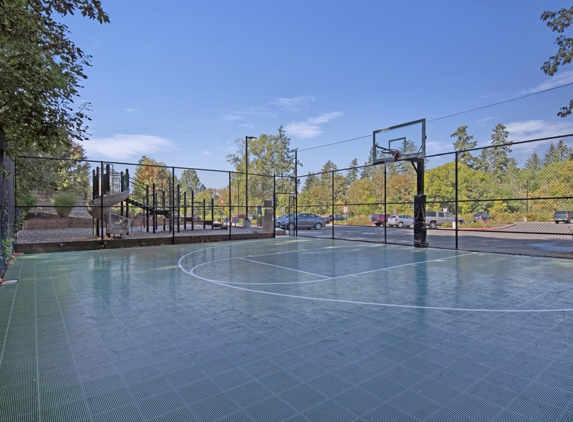 River Ridge Apartments - Tualatin, OR