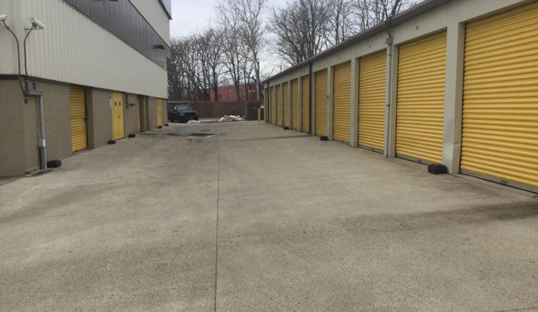 Extra Space Storage - Gaithersburg, MD