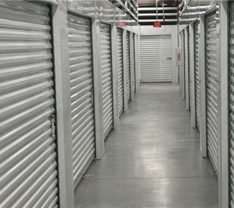 Extra Space Storage - Lakeland, FL