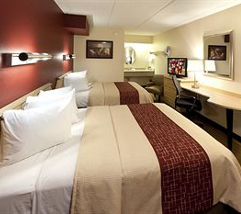 Red Roof Inn - Louisville, KY