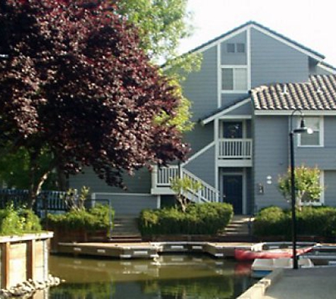 The Landing At Riverlake - Sacramento, CA